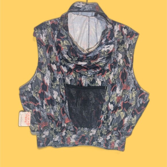 Free People Movement Supernova Floral Vest Hoodie XS NWT Fast Shipping - Picture 7 of 16